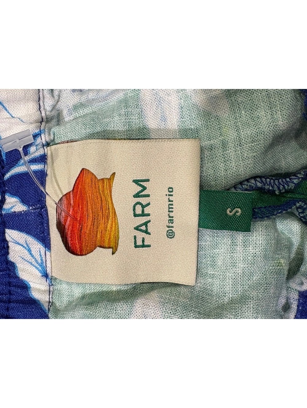 FARM Rio Soft Garden Linen Two-Piece Short Set - Size XS/S - Picture 11 of 15